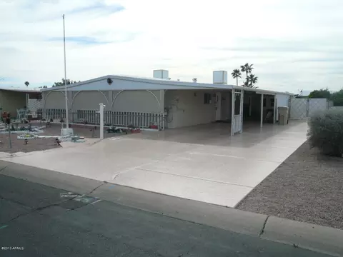 330 S 74th Pl, Mesa, AZ 85208