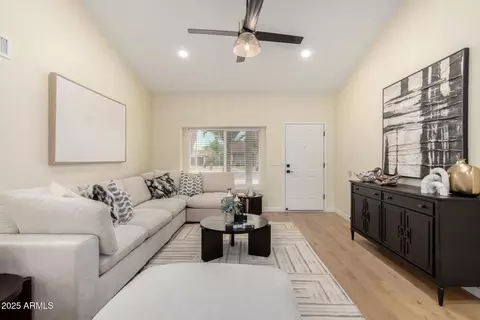4862 Evergreen St, Mesa, AZ 85205 photo 3