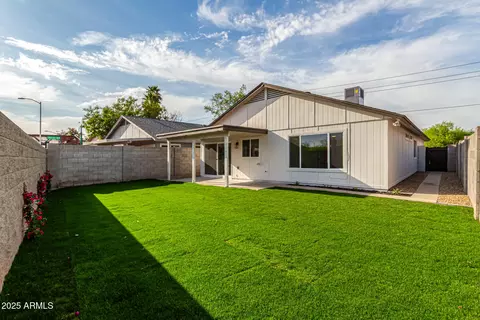 2009 E Paradise Ln, Phoenix, AZ 85022 photo 29