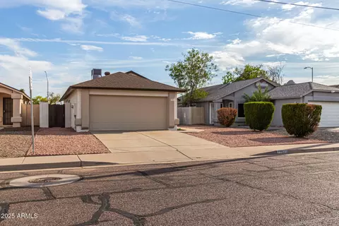 2009 E Paradise Ln, Phoenix, AZ 85022 photo 3
