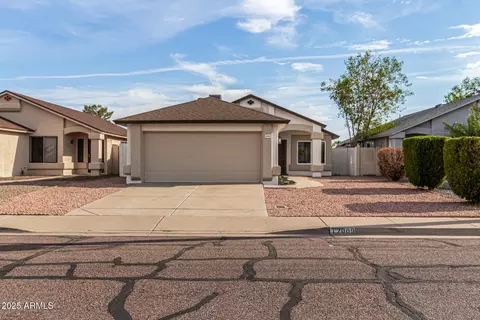 2009 E Paradise Ln, Phoenix, AZ 85022