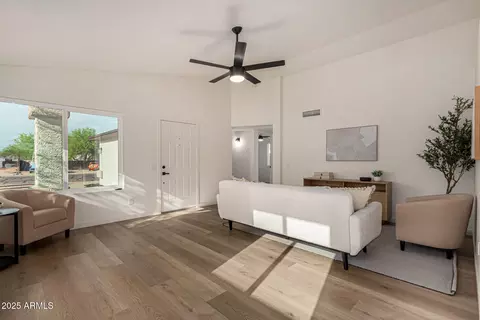 2009 E Paradise Ln, Phoenix, AZ 85022 photo 7
