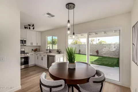 2009 E Paradise Ln, Phoenix, AZ 85022 photo 11