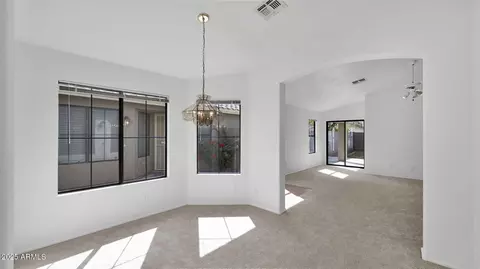 3305 E Hononegh Dr, Phoenix, AZ 85050 photo 10