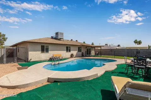 2541 E Inverness Ave, Mesa, AZ 85204
