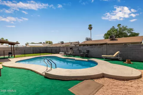 Exterior - 2541 E Inverness Ave, Mesa, AZ 85204 photo 4 of 5