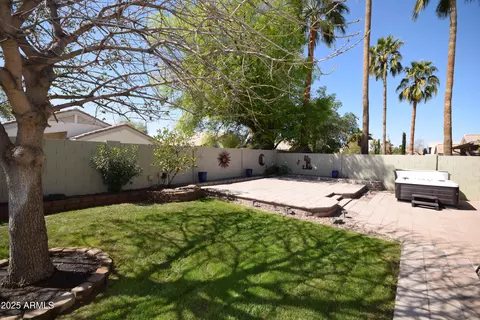 Exterior - 1915 E Saratoga St, Gilbert, AZ 85296 photo 4 of 8