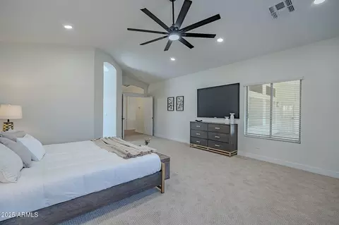 233 S Tiago Dr, Gilbert, AZ 85233 photo 33