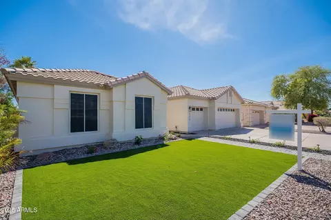 233 S Tiago Dr, Gilbert, AZ 85233 photo 3