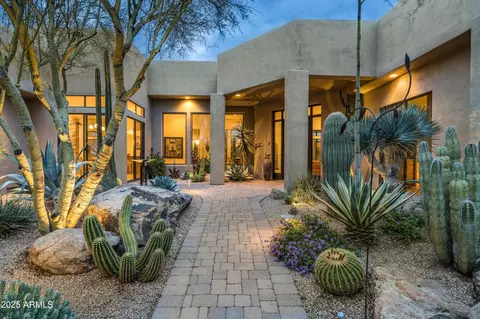 8937 E Northview Ln, Carefree, AZ 85377