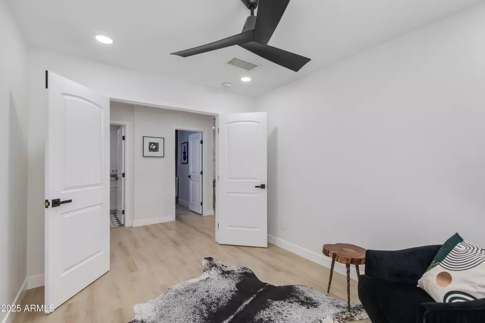 Entry Way - 8702 E San Daniel Dr, Scottsdale, AZ 85258 photo 3 of 3