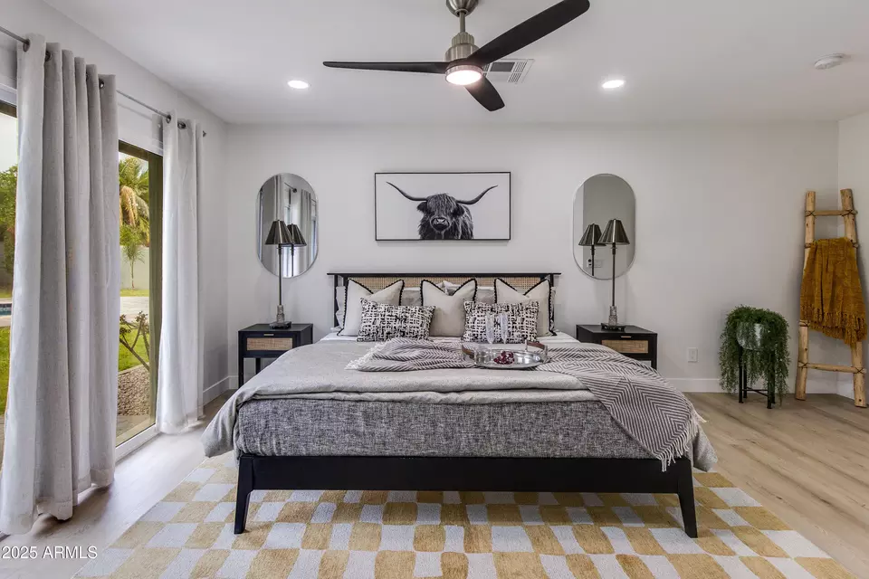Bedroom - 8702 E San Daniel Dr, Scottsdale, AZ 85258 photo 4 of 6