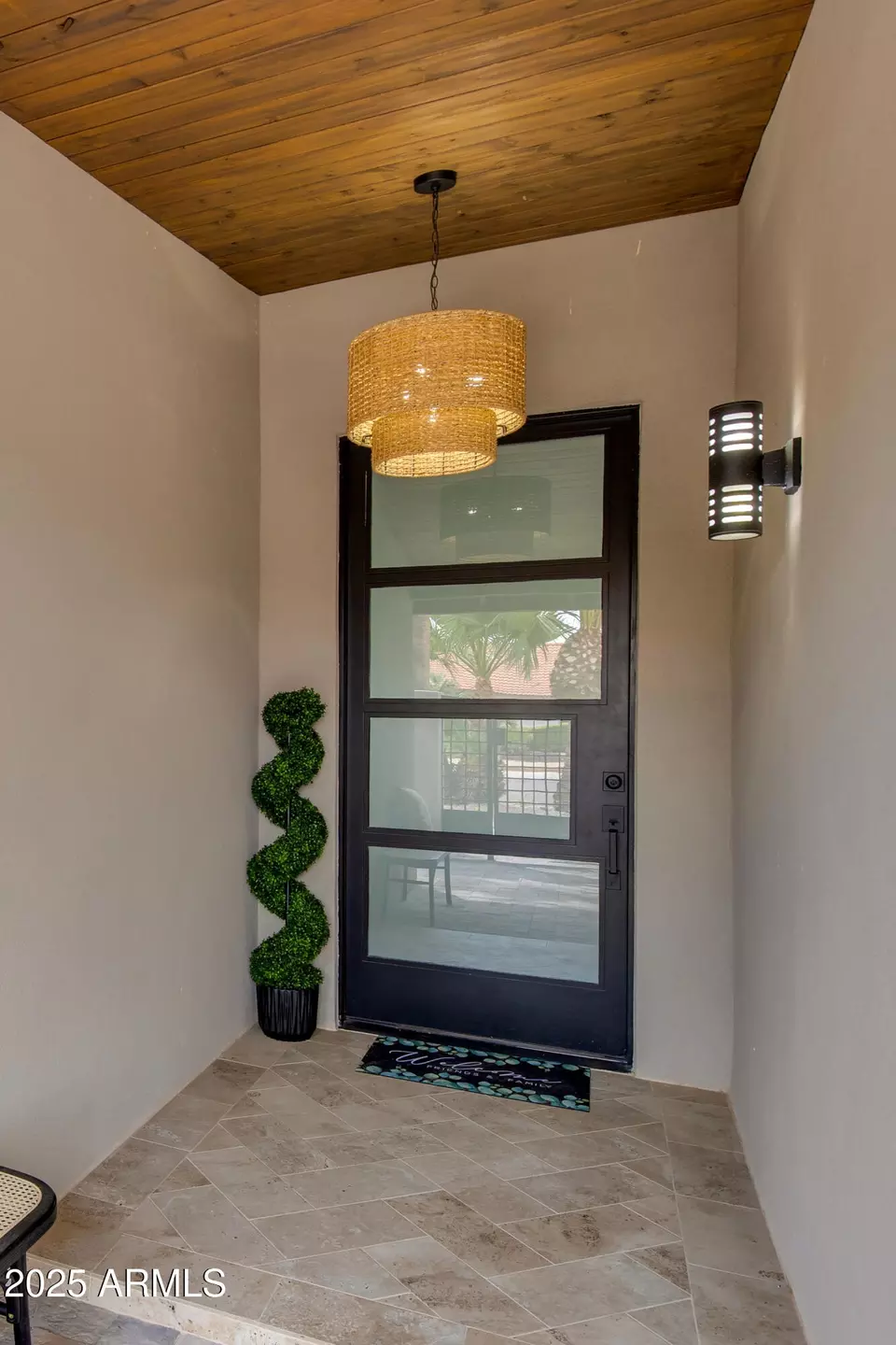 Entry Way - 8702 E San Daniel Dr, Scottsdale, AZ 85258 photo 2 of 3