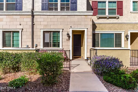 2661 S Sulley Dr #106, Gilbert, AZ 85295