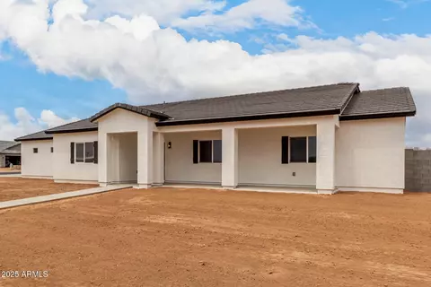 6515 N Loma Ct, Casa Grande, AZ 85194