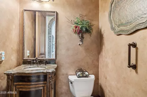 Bath - 3312 N 89th Pl, Mesa, AZ 85207 photo 3 of 12