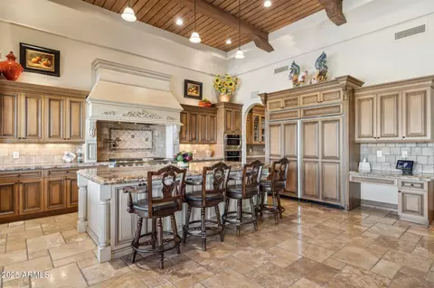 Kitchen - 3312 N 89th Pl, Mesa, AZ 85207 photo 4 of 6