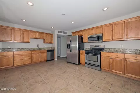 352 E Beatryce St, Tempe, AZ 85288 photo 3