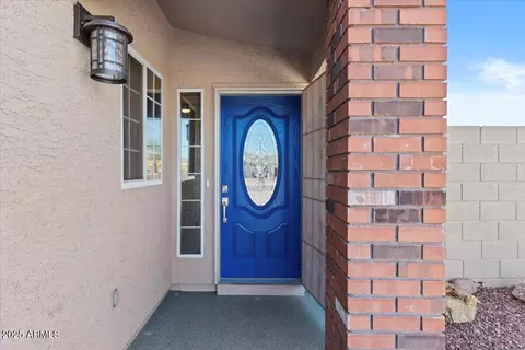 1057 W Mesquite Ave, Apache Junction, AZ 85120 photo 3