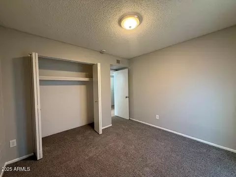 Bedroom - 1532 W Carson Rd, Phoenix, AZ 85041 photo 5 of 7