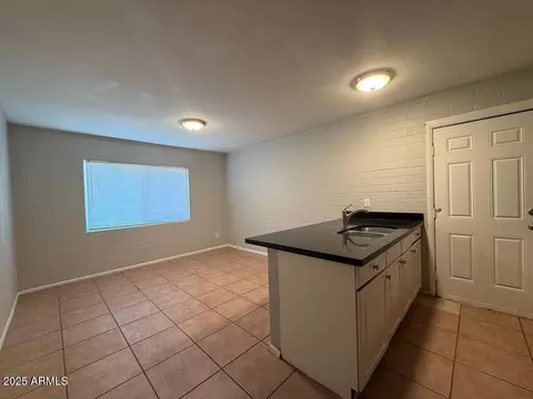 Living - 1532 W Carson Rd, Phoenix, AZ 85041 photo 3 of 3