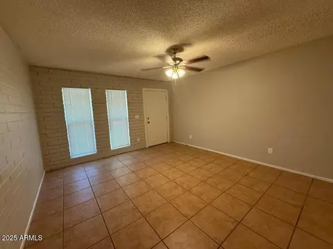 Living - 1532 W Carson Rd, Phoenix, AZ 85041 photo 2 of 3