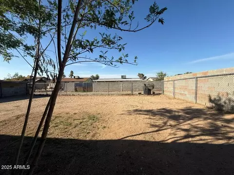 Exterior - 1532 W Carson Rd, Phoenix, AZ 85041 photo 1 of 2