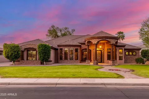3510 E Dartmouth St, Mesa, AZ 85213