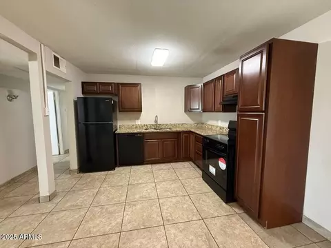 2725 W Marshall Ave, Phoenix, AZ 85017 photo 4
