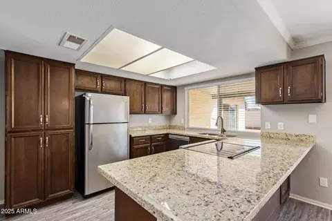 3833 E Wethersfield Rd, Phoenix, AZ 85032 photo 17