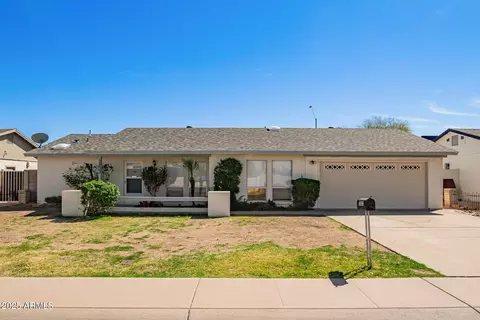 3833 E Wethersfield Rd, Phoenix, AZ 85032 photo 2