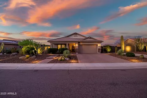 4722 W Lapenna Dr, New River, AZ 85087