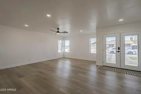 1560 E Hampton Cir, Mesa, AZ 85204 photo 11