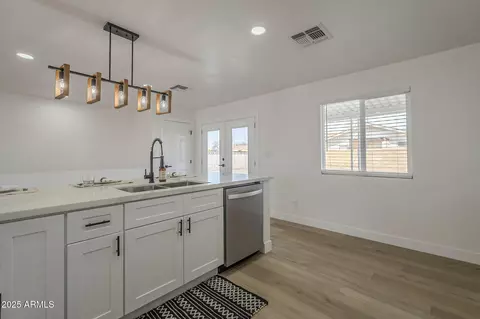 1560 E Hampton Cir, Mesa, AZ 85204 photo 21