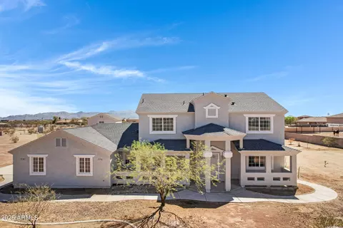 25637 W Dixileta Dr, Wittmann, AZ 85361