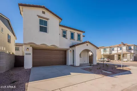 560 W Copper Way, Chandler, AZ 85225