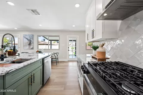 1012 E Magdalena Dr, Tempe, AZ 85283 photo 5