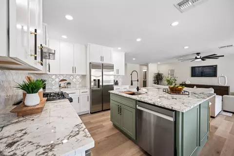 1012 E Magdalena Dr, Tempe, AZ 85283 photo 9