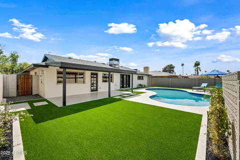 1012 E Magdalena Dr, Tempe, AZ 85283 photo 23