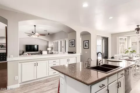 579 E Mary Ct, Gilbert, AZ 85295 photo 20