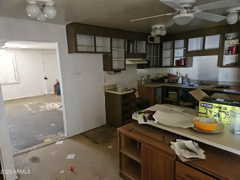 3836 Eugie Ave, Phoenix, AZ 85032 photo 8