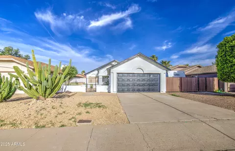 7323 N 69th Dr, Glendale, AZ 85303