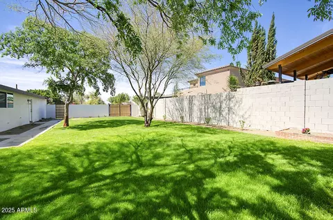 Exterior - 1561 N 26th St, Mesa, AZ 85213 photo 7 of 9