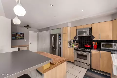2137 E Cornell Dr, Tempe, AZ 85283 photo 14