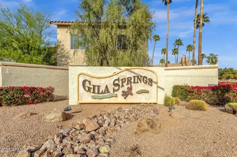 5820 W Robinson Way, Chandler, AZ 85226