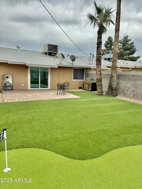 18002 N 41st St #2, Phoenix, AZ 85032