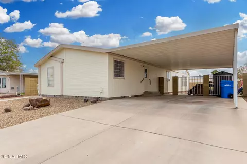 2929 E Sequoia Dr, Phoenix, AZ 85050 photo 2