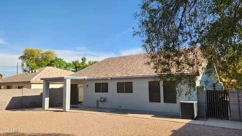 444 W Fabens Ln, Gilbert, AZ 85233 photo 6