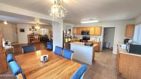 444 W Fabens Ln, Gilbert, AZ 85233 photo 4