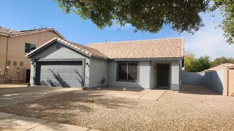 444 W Fabens Ln, Gilbert, AZ 85233 photo 10